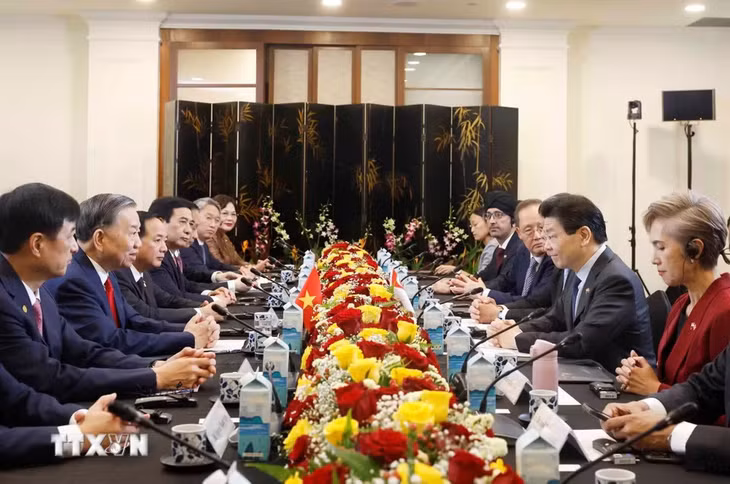 Tổng Bí thư, Chủ tịch nước Tô Lâm khẳng định Việt Nam luôn coi trọng và mong muốn thúc đẩy quan hệ hữu nghị và hợp tác nhiều mặt với Singapore - Ảnh: TTXVN