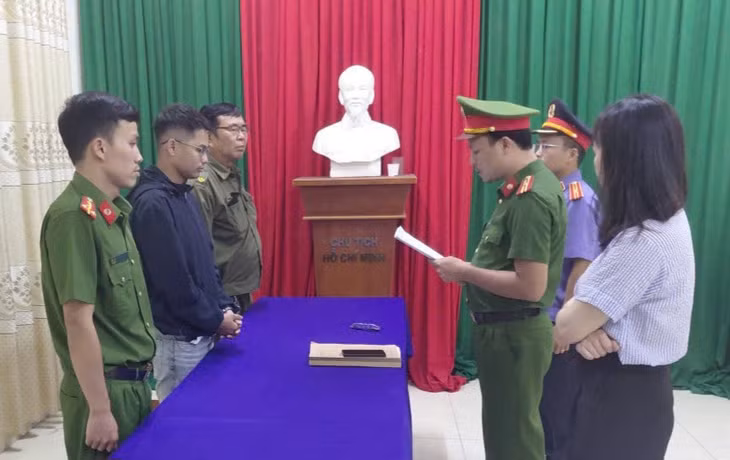 Công an Đà Nẵng khởi tố, bắt tạm giam tài xế trong vụ cháy ô tô khiến 2 người tử vong. Ảnh: CACC