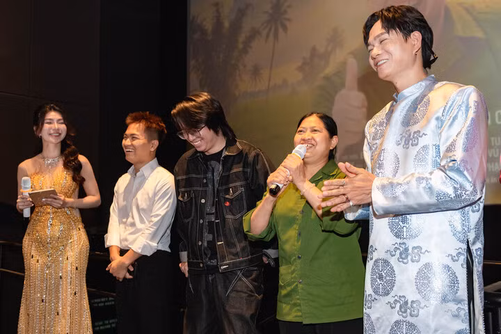 Tuấn Cry kết hợp bà Tuyết trong MV mới.