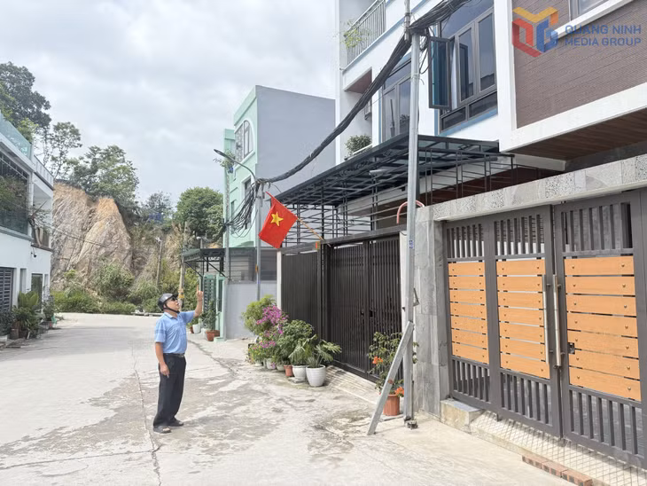 Người dân khu Hà Khánh 1 kiến nghị địa phương sớm quản lý thống nhất hệ thống chiếu sáng khu dân cư.