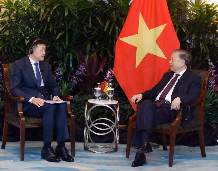 Tổng Bí thư, Chủ tịch nước Tô Lâm tiếp ông Forrest Li, nhà sáng lập, Chủ tịch kiêm Tổng Giám đốc điều hành Công ty SEA. (Ảnh: TTXVN)