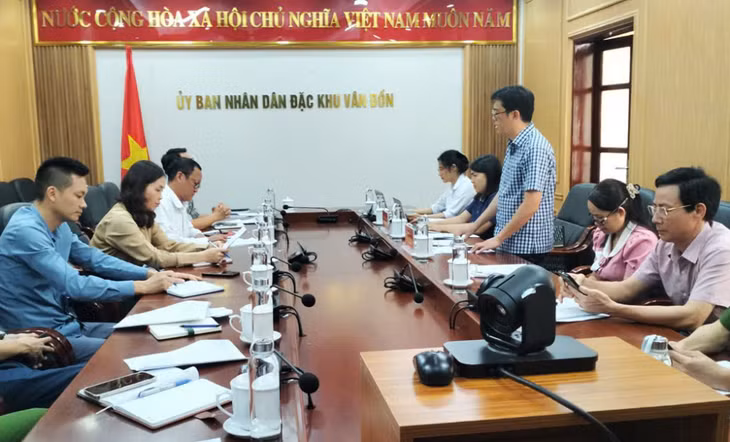 Đoàn kiểm tra liên ngành ATTP số 2 làm việc với đặc khu Vân Đồn.