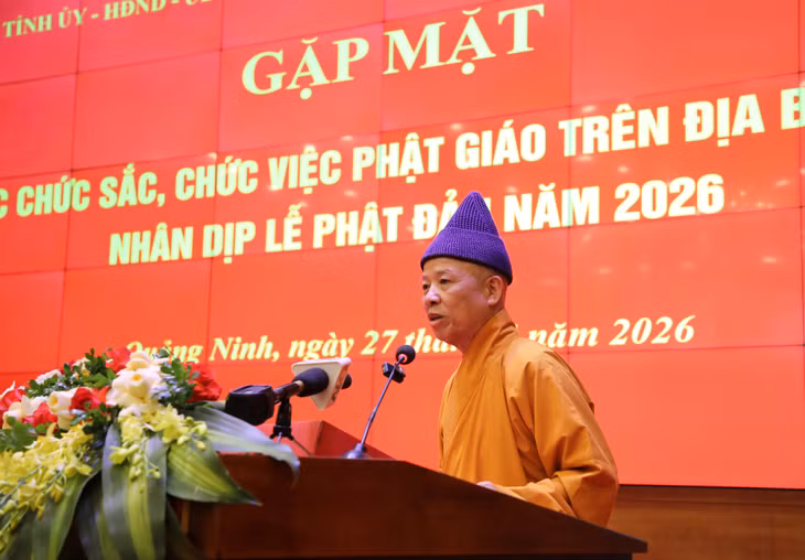 Hòa thượng Thích Thanh Quyết, Phó Chủ tịch Hội đồng Trị sự Giáo hội Phật giáo Việt Nam, Trưởng Ban Trị sự Giáo hội Phật giáo Việt Nam tỉnh Quảng Ninh, phát biểu tại buổi gặp mặt.