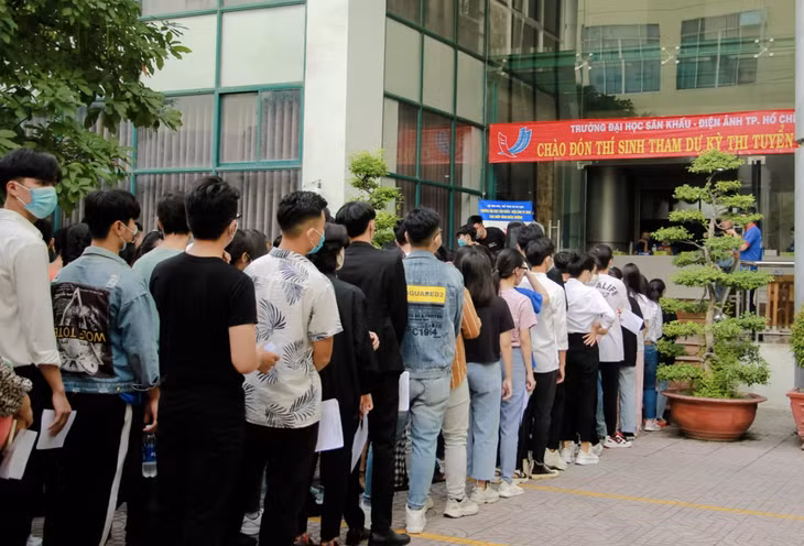 Thí sinh dự thi vào Trường đại học Sân khấu điện ảnh TP.HCM