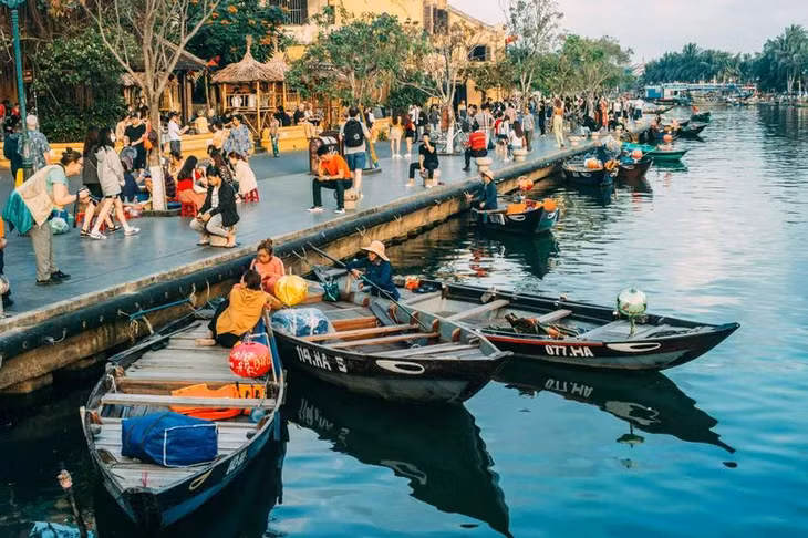Hội An là một trong những điểm đến hấp dẫn du khách quốc tế khi khám phá Việt Nam. (Ảnh: CTV/Vietnam+)