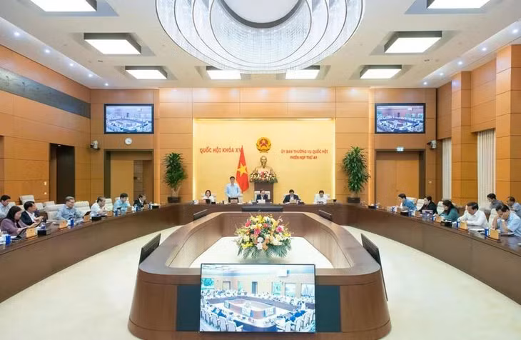 Quang cảnh phiên họp Ủy ban Thường vụ Quốc hội chiều 14/5. (Ảnh DUY LINH)