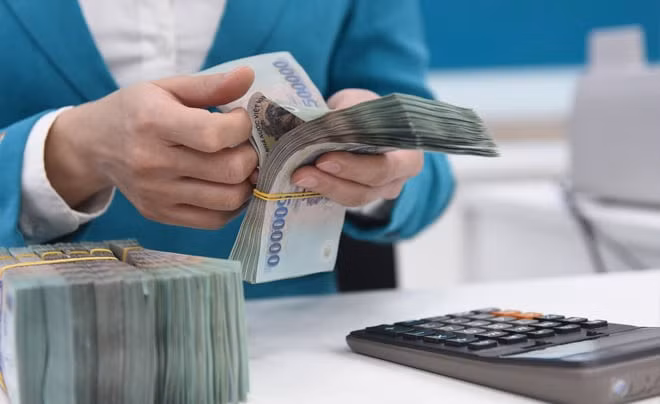 Ngân hàng có thể tăng lãi suất huy động để đạt mục tiêu tăng trưởng. (Ảnh minh họa)