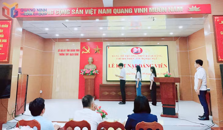 Quang cảnh buổi lễ