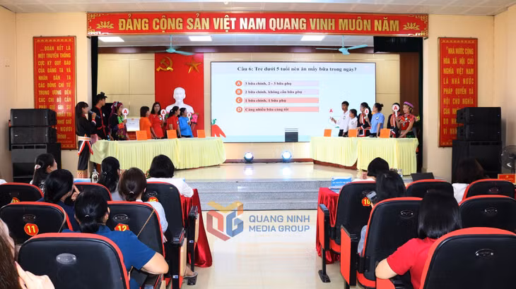 Hội thi “Kiến thức mẹ, sức khỏe con” năm 2025 do Hội LHPN tỉnh phối hợp tổ chức tại huyện Đầm Hà. Ảnh: Mai Thắm (CTV)