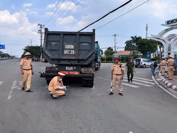 Hiện trường vụ tai nạn khiến hai người tử vong.