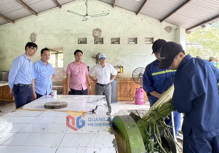 Cán bộ Sở KH&amp;CN Quảng Ninh kiểm tra tiến độ thực hiện nhiệm vụ KHCN tại Công ty CP Thiên Thuận Tường (TP Cẩm Phả).