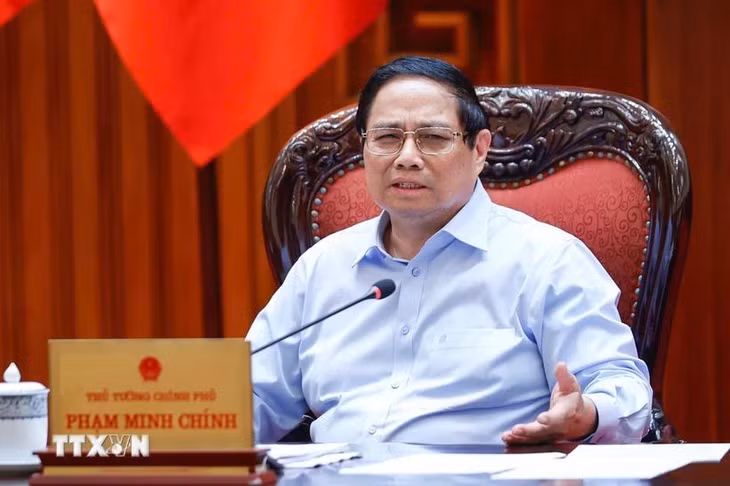 Thủ tướng Phạm Minh Chính chủ trì họp Thường trực Chính phủ về Dự thảo nghị quyết phát triển kinh tế tư nhân. Ảnh: Dương Giang-TTXVN