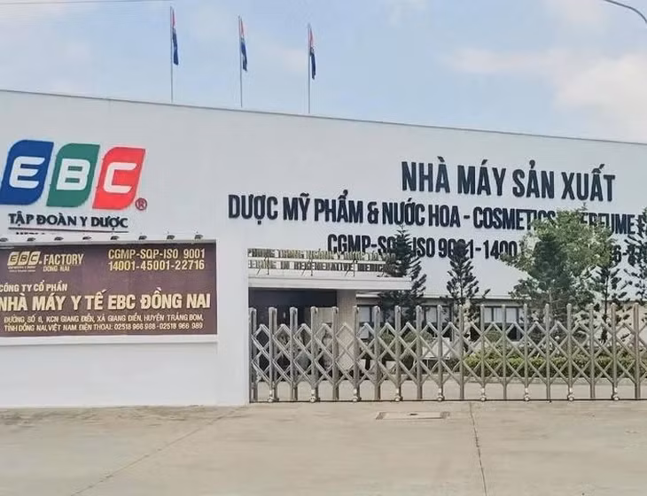 Nhà máy sản xuất của Công ty cổ phần Nhà máy y tế EBC Đồng Nai (Khu công nghiệp Giang Điền, xã Giang Điền, huyện Trảng Bom) - Ảnh: Công an Đồng Nai