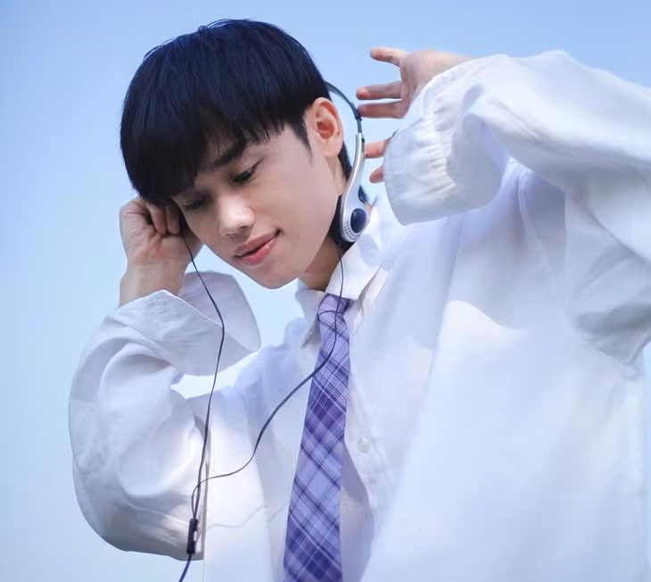 Nguyễn Thương sinh năm 1995, tác giả các ca khúc Khát vọng là người Việt, Đóa hồng chơi vơi (trong chương trình Anh trai say hi), Màu nước mắt, Tự tâm (Nguyễn Trần Trung Quân) - Ảnh: FBNV