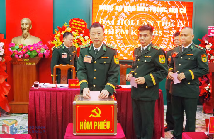 Đại hội bỏ phiếu bầu Ban chấp hành Đảng bộ nhiệm kỳ 2025–2030 gồm 07 đồng chí