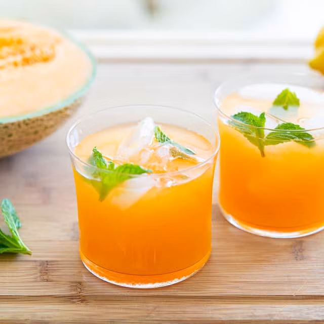 Agua fresca dưa lưới là thức uống mang đậm chất mùa hè nhất.