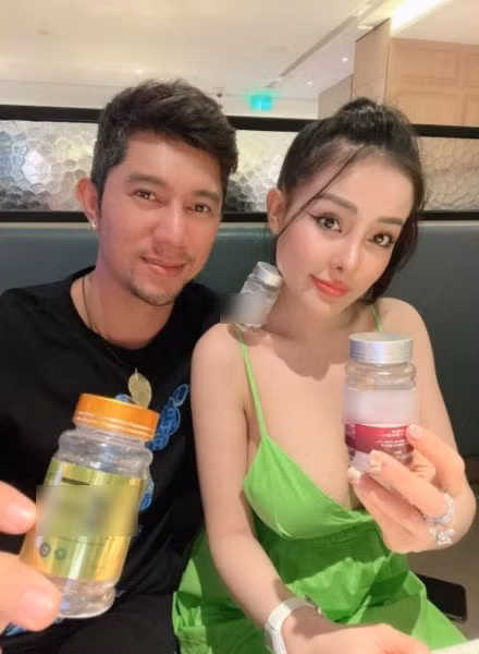Lương Bằng Quang và Ngân 98 quảng cáo sản phẩm giảm cân.