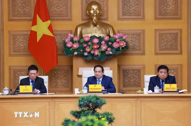 Thủ tướng Phạm Minh Chính gặp mặt đại diện các doanh nghiệp Hoa Kỳ đang đầu tư, kinh doanh tại Việt Nam. (Ảnh: Dương Giang/TTXVN)