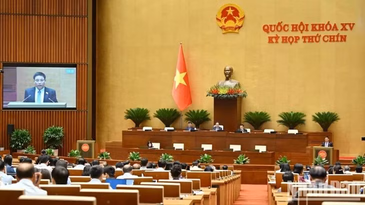 Quang cảnh phiên họp. (Ảnh: THỦY NGUYÊN)