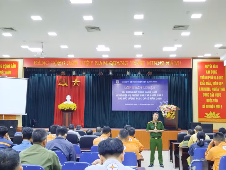 Quang cảnh lớp học.