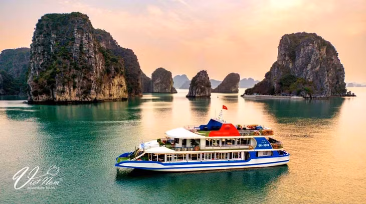 Vịnh Hạ Long là kỳ quan ngàn năm có một