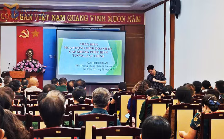 Sở Công Thương tuyên truyền nâng cao nhận thức và cảnh báo các hoạt động bán hàng đa cấp biến tướng, trái phép cho người dân phường Hồng Hà và Hồng Hải (TP Hạ Long).