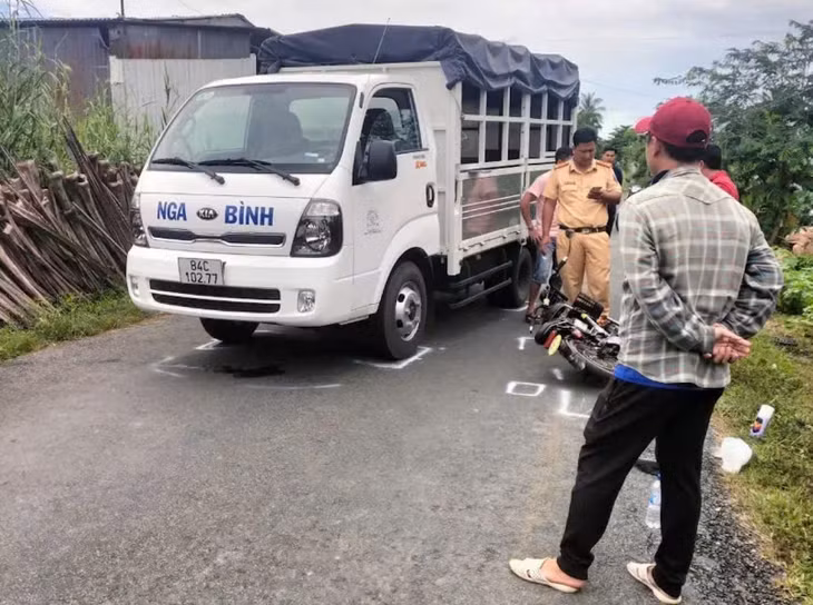 Hiện trường vụ TNGT khiến nữ sinh tử vong.