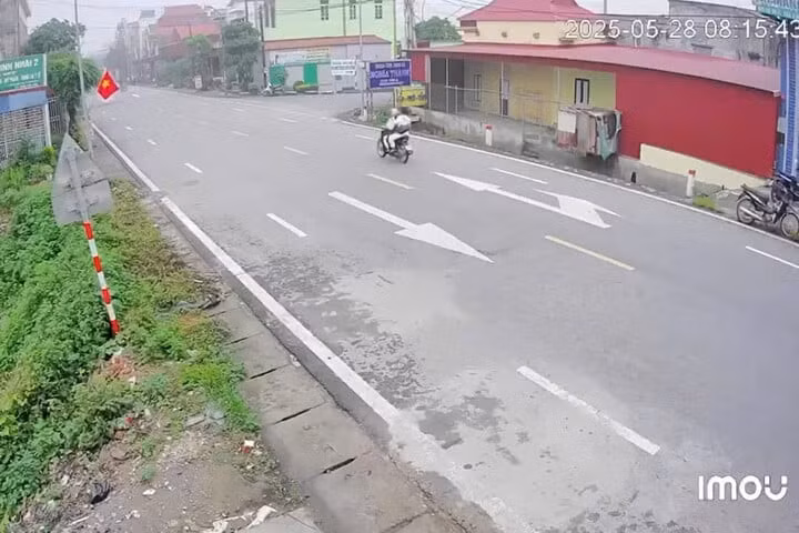 Đoạn đường nơi xảy ra vụ tai nạn. (Ảnh: Đ.X)