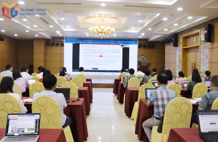 Quảng cảnh buổi tập huấn.