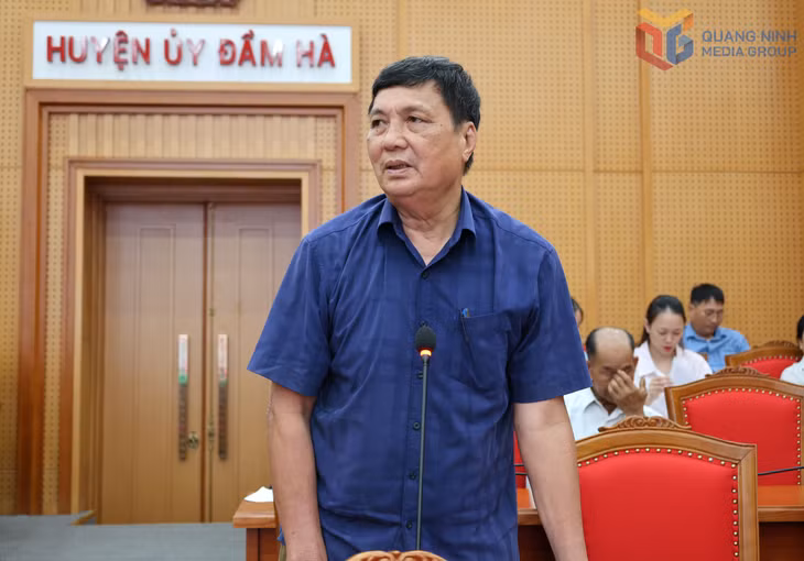 Các đại biểu tham gia ý kiến tại hội nghị.
