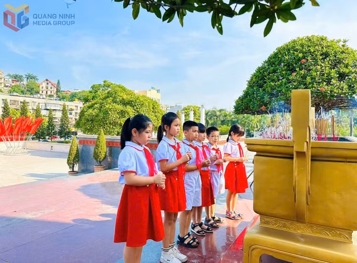 Học sinh Trường Tiểu 