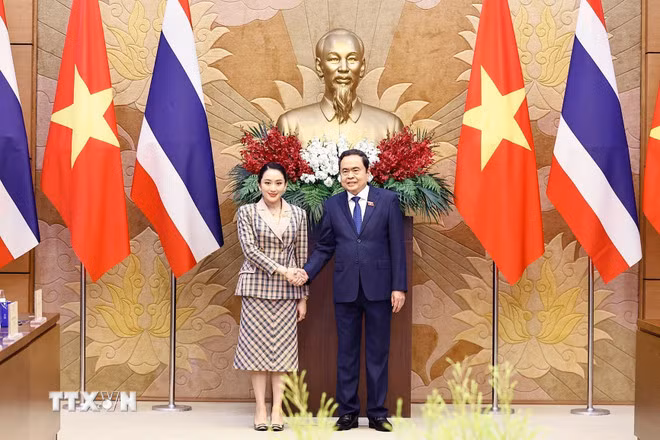 Chủ tịch Quốc hội Trần Thanh Mẫn hội kiến Thủ tướng Thái Lan Paetongtarn Shinawatra. (Ảnh: Doãn Tấn/TTXVN)