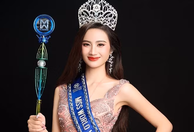 Hoa hậu Huỳnh Trần Ý Nhi. Ảnh: Sen Vàng