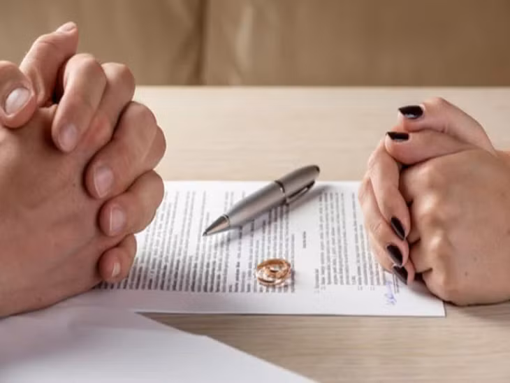 Có nhiều vấn đề liên quan cần xử lý khi ly hôn.