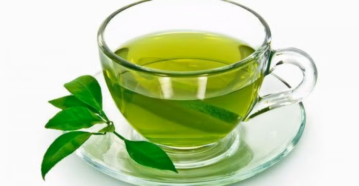 Việc uống trà xanh ở người có axit uric cao mang lại nhiều lợi ích.