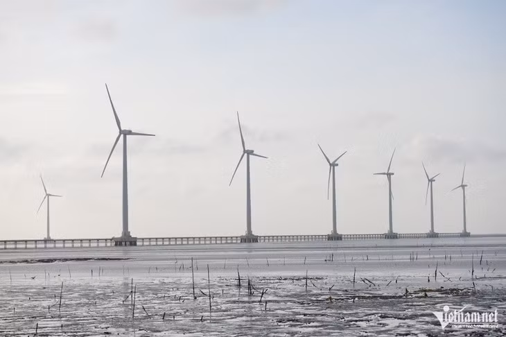 Cần đảm bảo tính minh bạch trong giá điện để thu hút nhà đầu tư. Ảnh: Hoàng Hà.