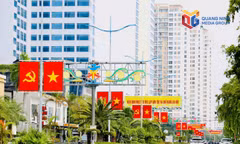Rực rỡ sắc cờ hoa, tưng bừng niềm hạnh phúc chào mừng thành phố Quảng Ninh