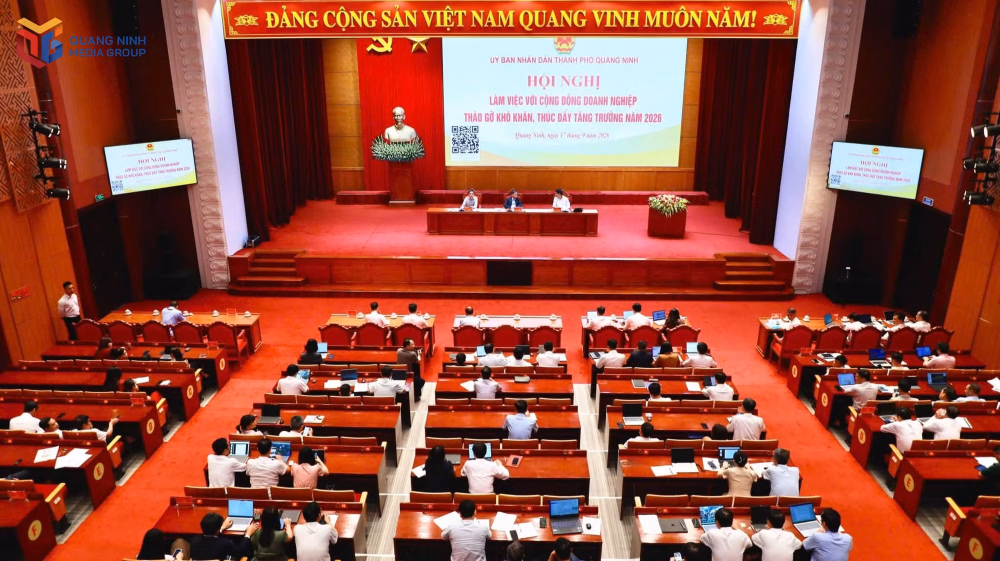 tp-quang-ninh-to-chuc-hoi-nghi-lam-viec-voi-cong-dong-doanh-nghiep-thao-go-kho-khan-thuc-day-tang-truong-nam-7438.jpg