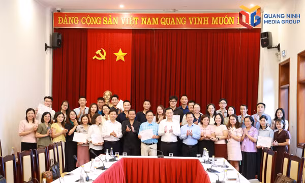 Bế giảng lớp tập huấn kỹ năng sản xuất video ngắn trên mạng xã hội