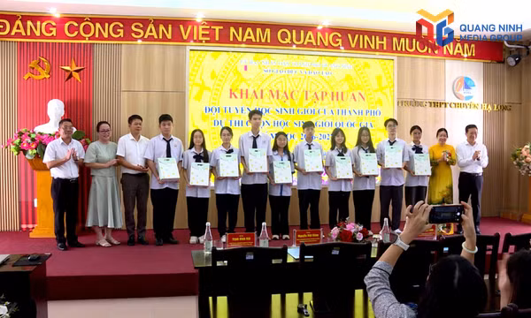 Khai mạc tập huấn đội tuyển dự thi học sinh giỏi quốc gia năm học 2026-2027