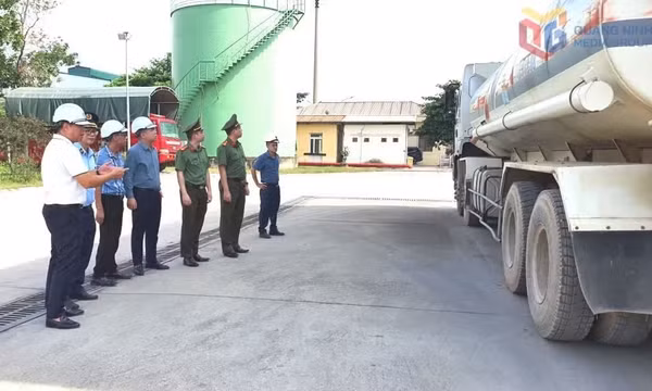 Chủ động ứng phó biến động xăng dầu