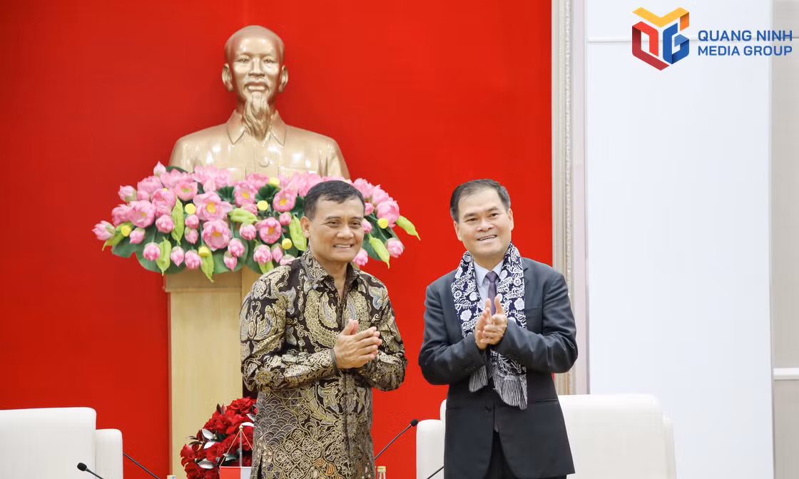 Chủ tịch UBND thành phố Quảng Ninh tiếp xã giao Đoàn đại biểu Indonesia