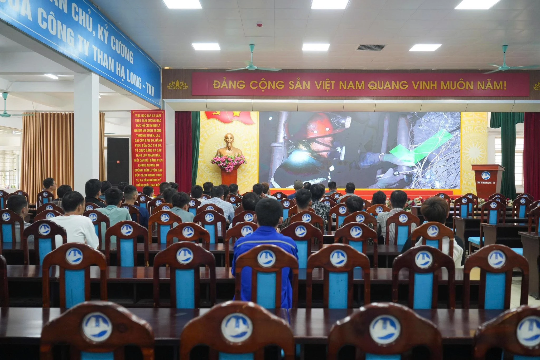 Tuyên truyền an toàn lao động trong ngành Than: Bắt nhịp thời đại công nghệ