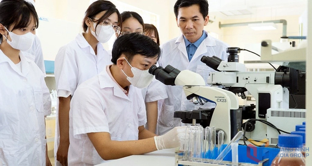 Động lực tăng trưởng từ thu hút FDI và công nghiệp chế biến, chế tạo 