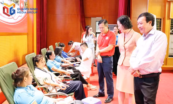 Vân Đồn tiếp nhận 320 đơn vị máu tại Ngày hội hiến máu tình nguyện năm 2026
