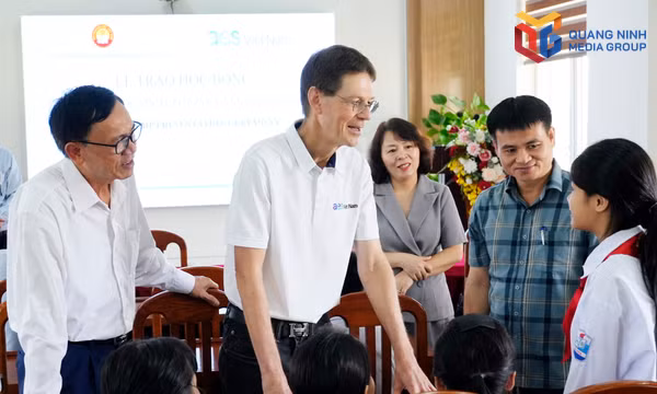 "Nhịp cầu" nâng bước người học ở Quảng Ninh