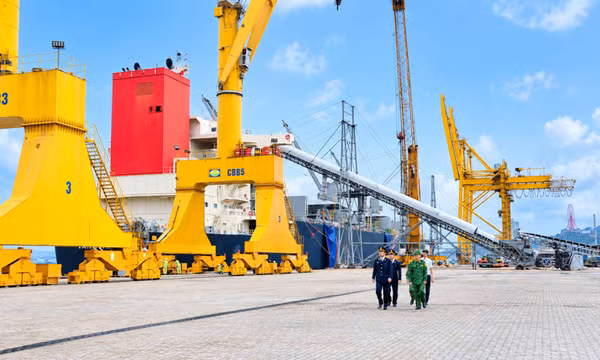 Hiện đại hóa quản lý, bảo đảm an ninh cửa khẩu, cảng biển