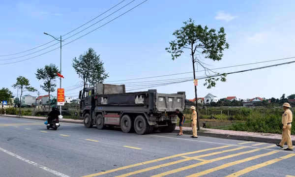 Siết chặt kiểm soát hoạt động vận tải