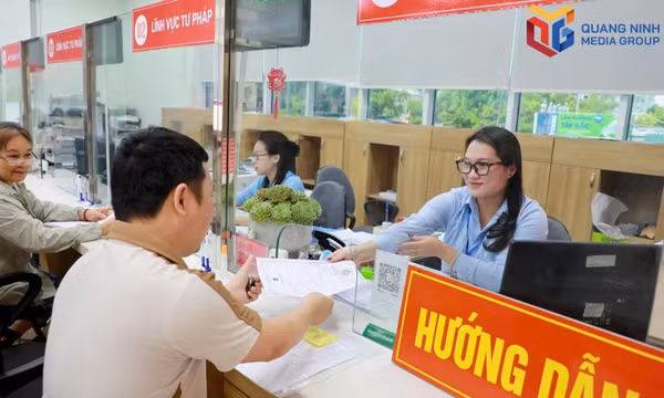 Không để gián đoạn việc phục vụ nhân dân