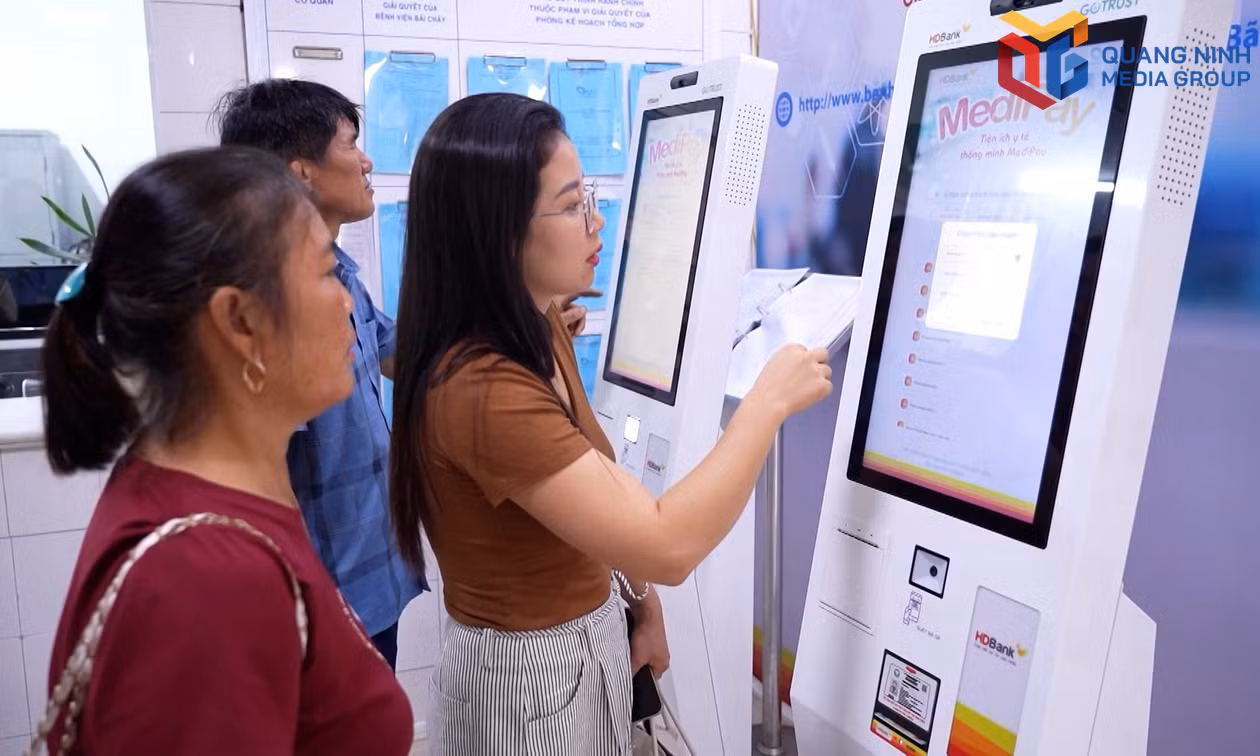 Chuyển đổi số hướng tới nền “hành chính xanh”